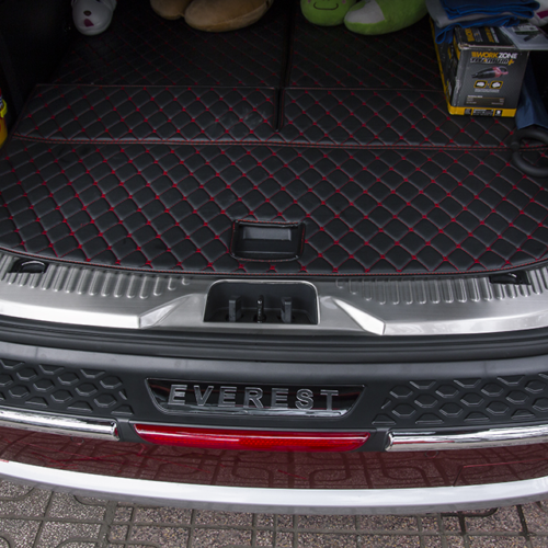 Nẹp chống trầy cốp sau xe Ford Everest
