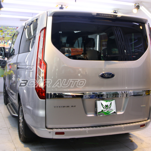 Lắp cảm biến áp suất lốp xe Ford Tourneo