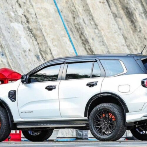 Độ body kit xe Ford Everest mẫu Victor V2