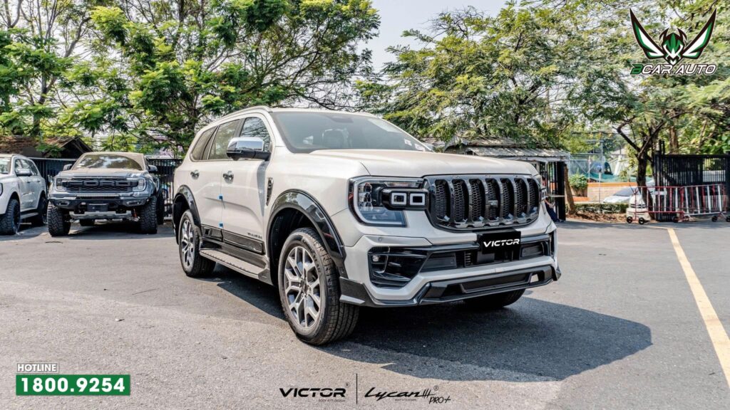 Độ body kit xe Ford Everest mẫu Victor cực sang trọng 