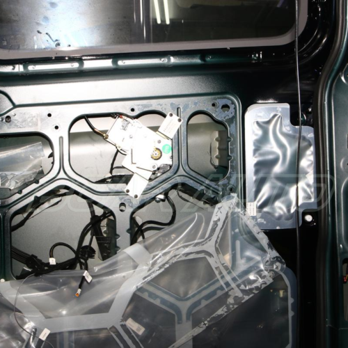 Độ cửa lùa điện xe Ford Tourneo Limousine Sport