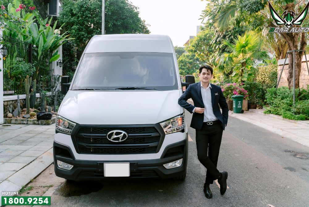 Độ ghế limousine xe Hyundai Solati 