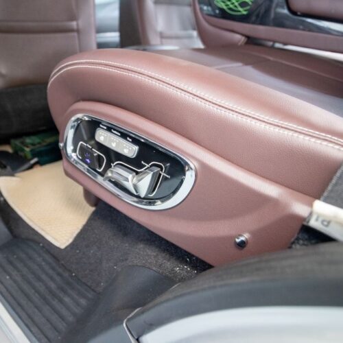 Công tắc chỉnh điện bên hông