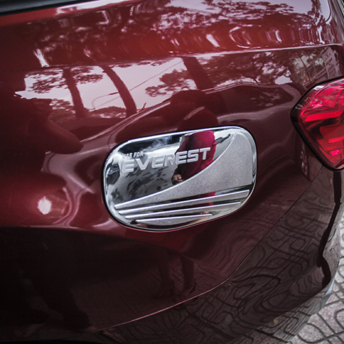 Nắp bình xăng xe Ford Everest