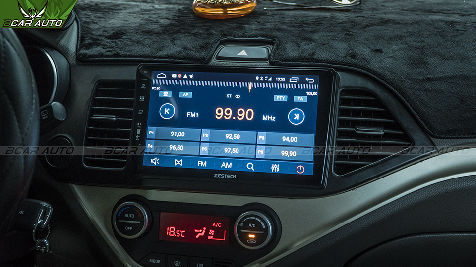 gia-man-hinh-xe-kia-morning-2742866