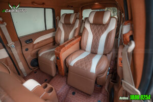limousine ford everest 11