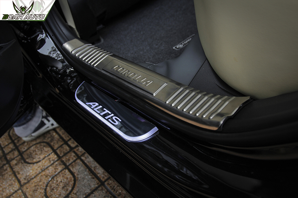 nep-buoc-chan-khong-den-1311288