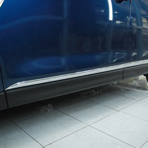 Nẹp hông xe Mazda CX5