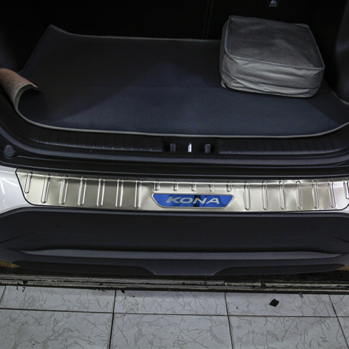 Ốp chống trầy cốp sau xe Hyundai Kona
