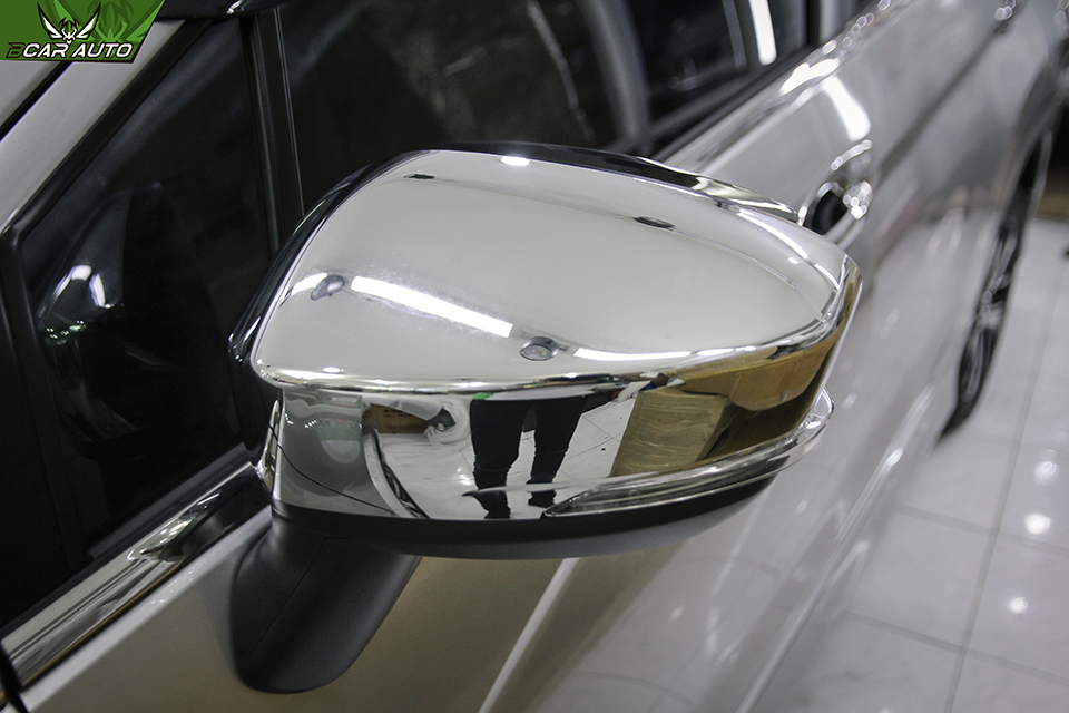 op-tai-guong-hau-xe-xpander-9807695