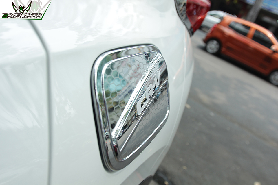 op-trang-tri-binh-xang-crv-9884665