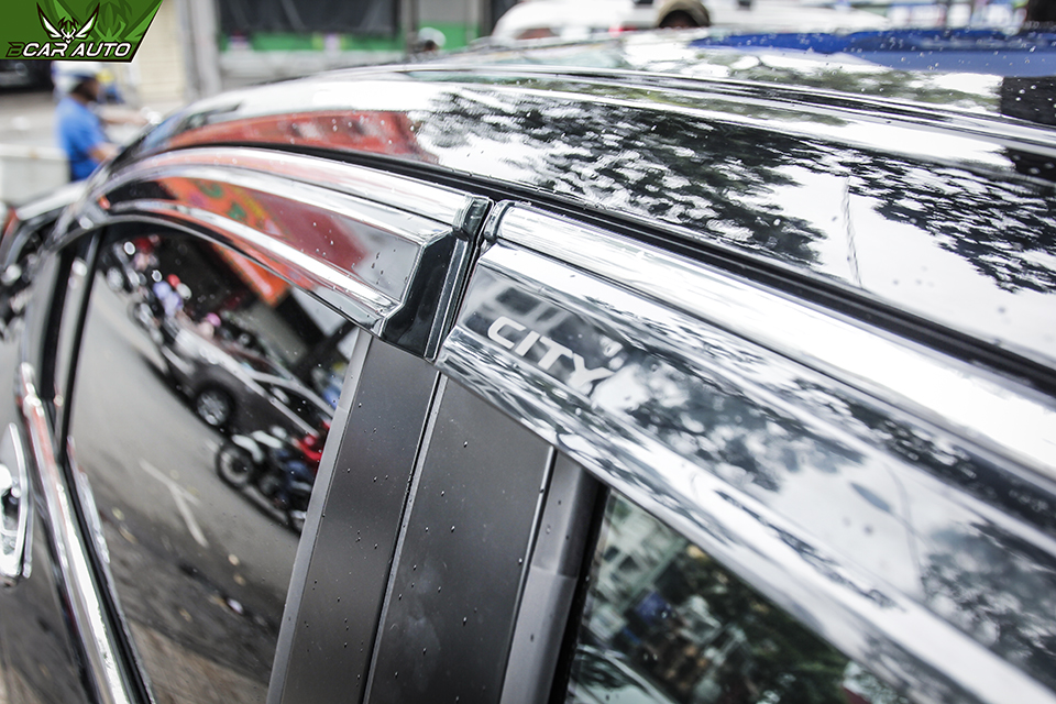 Vè che mưa xe Honda City