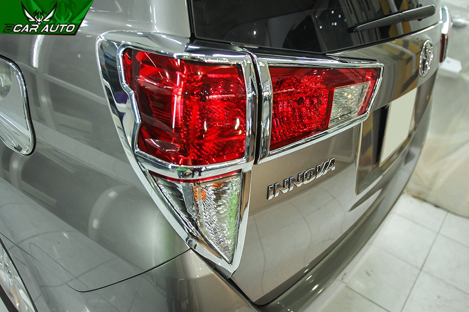 op-vien-den-sau-xe-innova-6110911