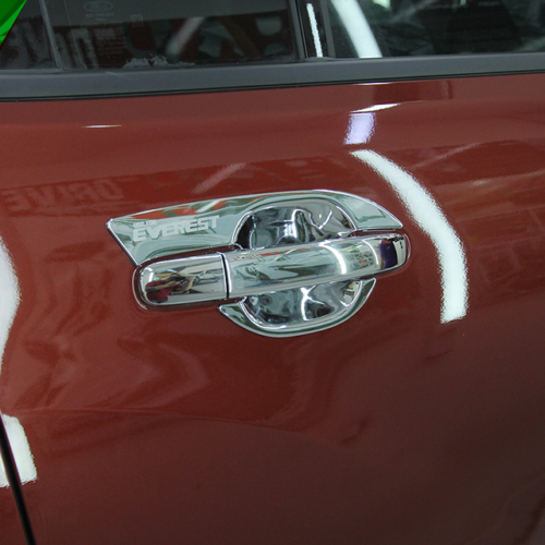 Chén cửa xe Ford Everest