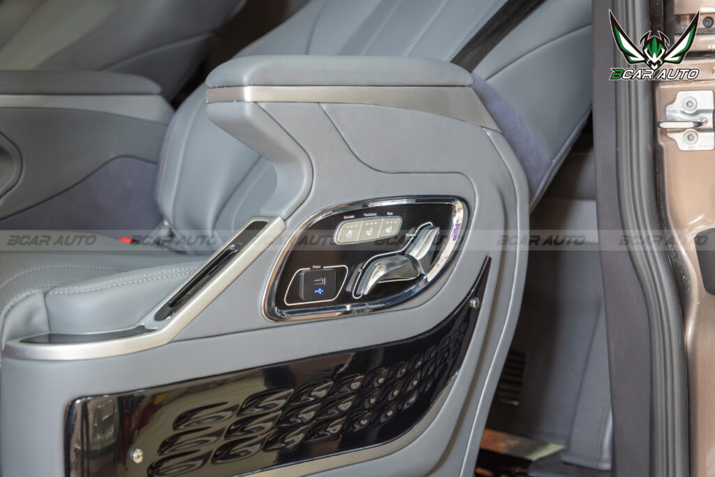 Độ Ghế Limousine Cho Xe Ford Tourneo 