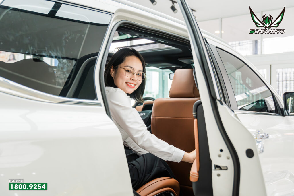 Nâng tầm đẳng cấp cho Ford Everest khi trang bị cửa hít tự động