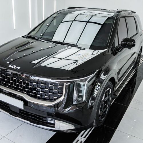 Xe bóng loáng sau khi dán PPF Zappa