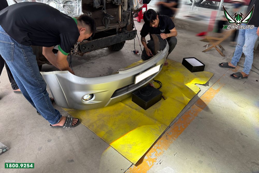 Thi công lắp đèn tại Bcar Auto