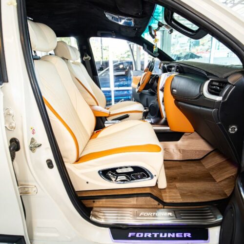 mau do limousine ghe tai ghe phu cho toyota fortuner 4