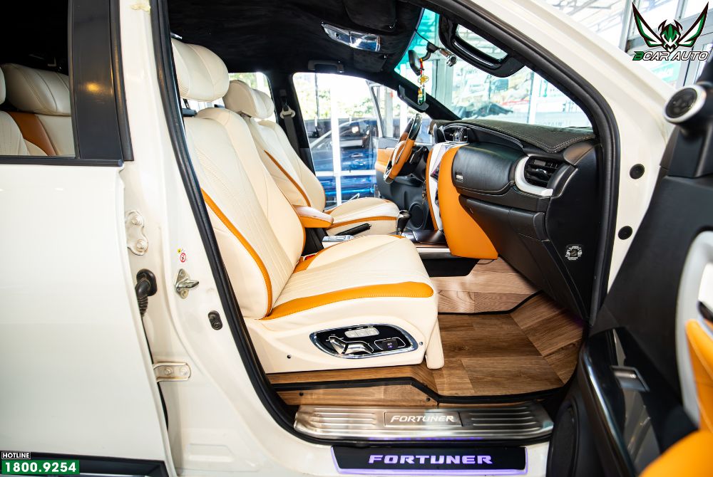 Độ Limousine Ghế Tài Ghế Phụ Toyota Fortuner - Ảnh 3