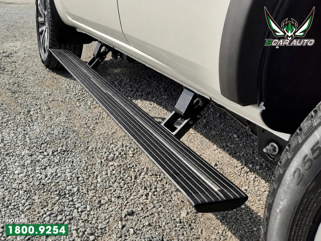 Bệ bước điện tự động xe Ford Everest 
