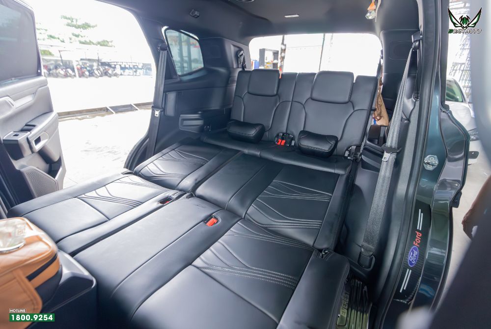 Bộ ghế băng 2 thành giường xe Ford Everest chỉnh ngả phẳng nối liền băng 3 