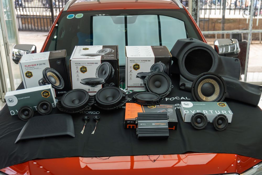 Cấu hình âm thanh Focal và Quartorigo xe Ford Everest