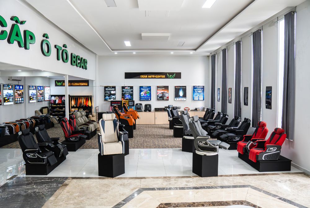 Khu vực showroom hiện đại rộng rãi 