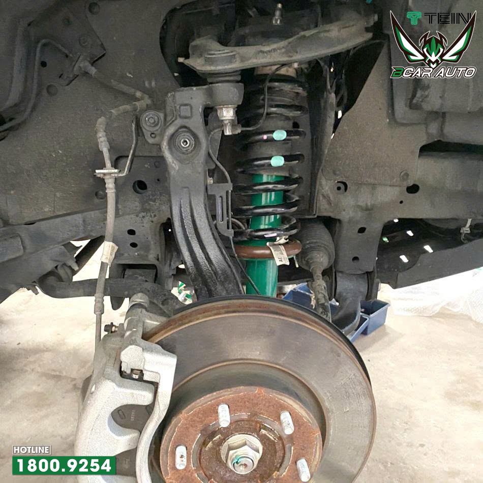 Lắp phuộc Tein giảm xóc xe Ford Everest 