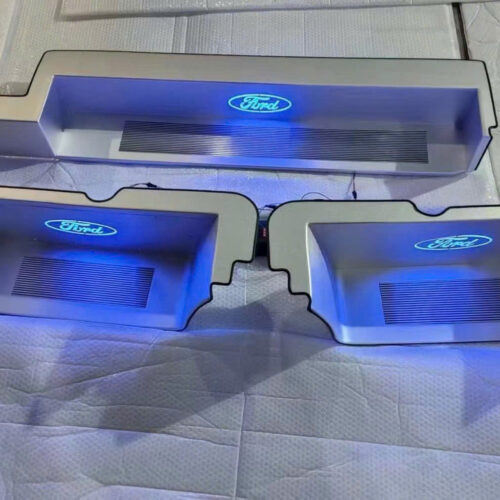 Nẹp bước chân có đèn cho ford transit 2025