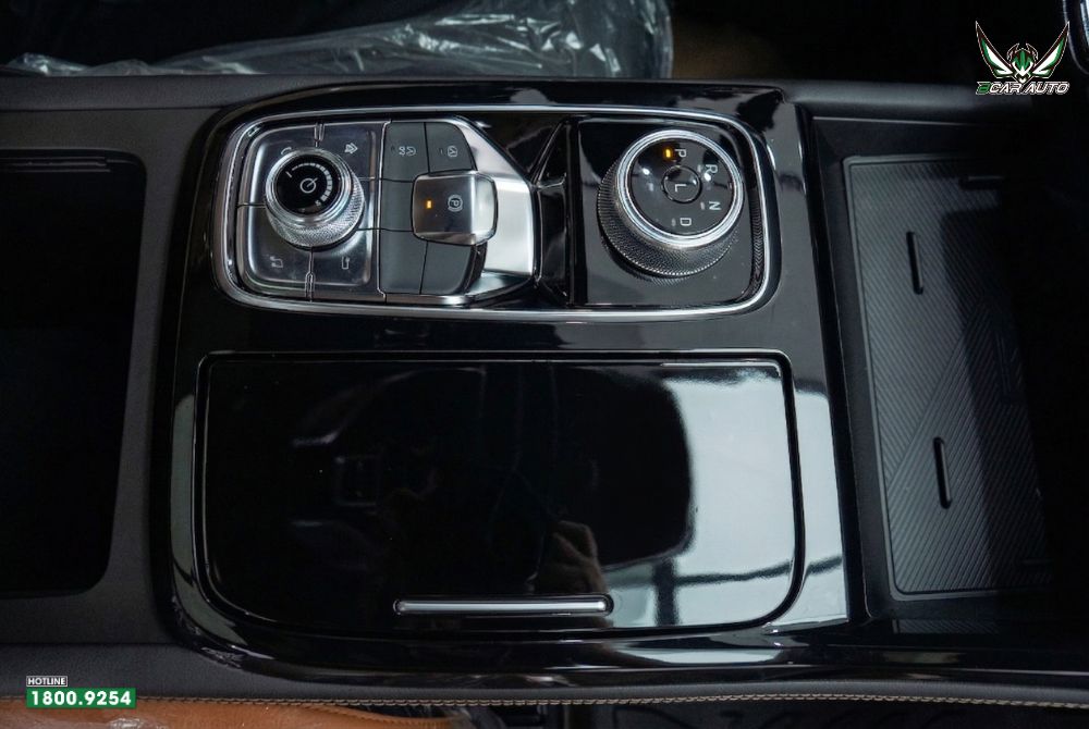 Dán PPF khu vực bệ tỳ tay