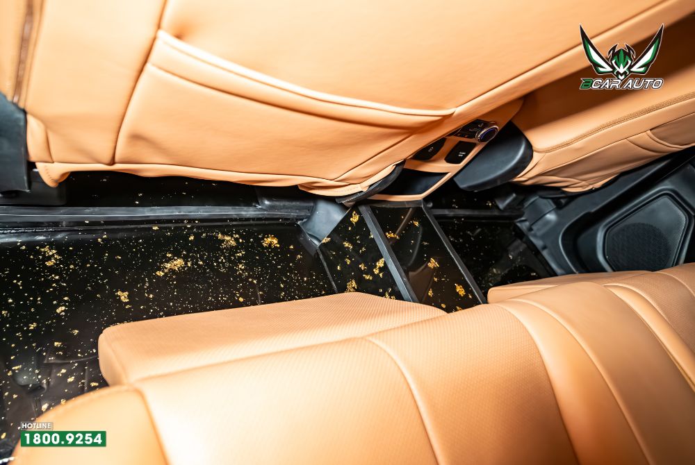 sàn carbon xe Ford Everest - khoang nội thất