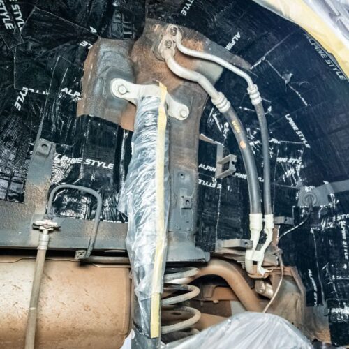 Lớp cách âm Alpine có độ bám dính cao