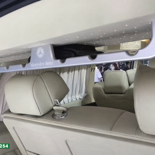 Thanh treo khắc logo CNC theo xe 