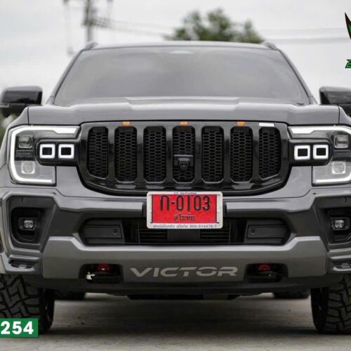 Độ mặt calang xe Ford Everest màu xám