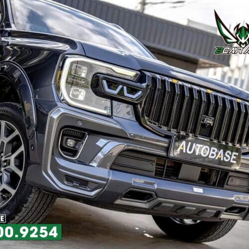 Độ mặt calang xe Ford Everest mẫu nan dọc chrome sang trọng và cao cấp