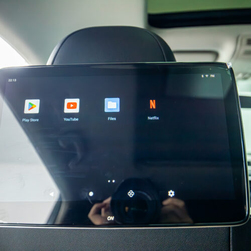 Màn hình chạy hệ điều hành riêng cho mỗi vị trí