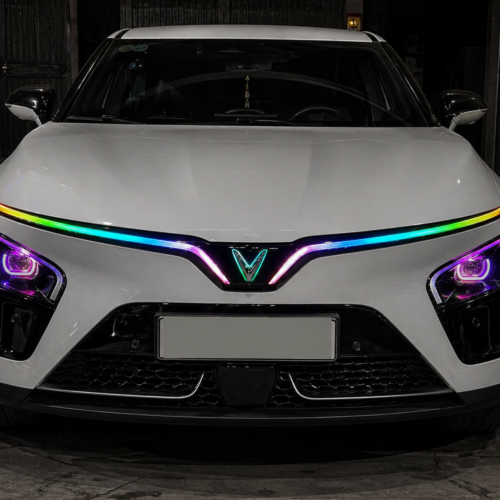 Cận cảnh dải LED cánh chim VF7 phía trước sau khi hoàn thiện