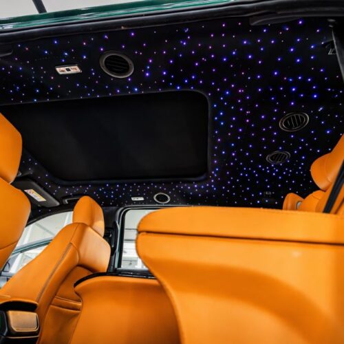 Xe Everest thi công trần sao tại Bcar Auto