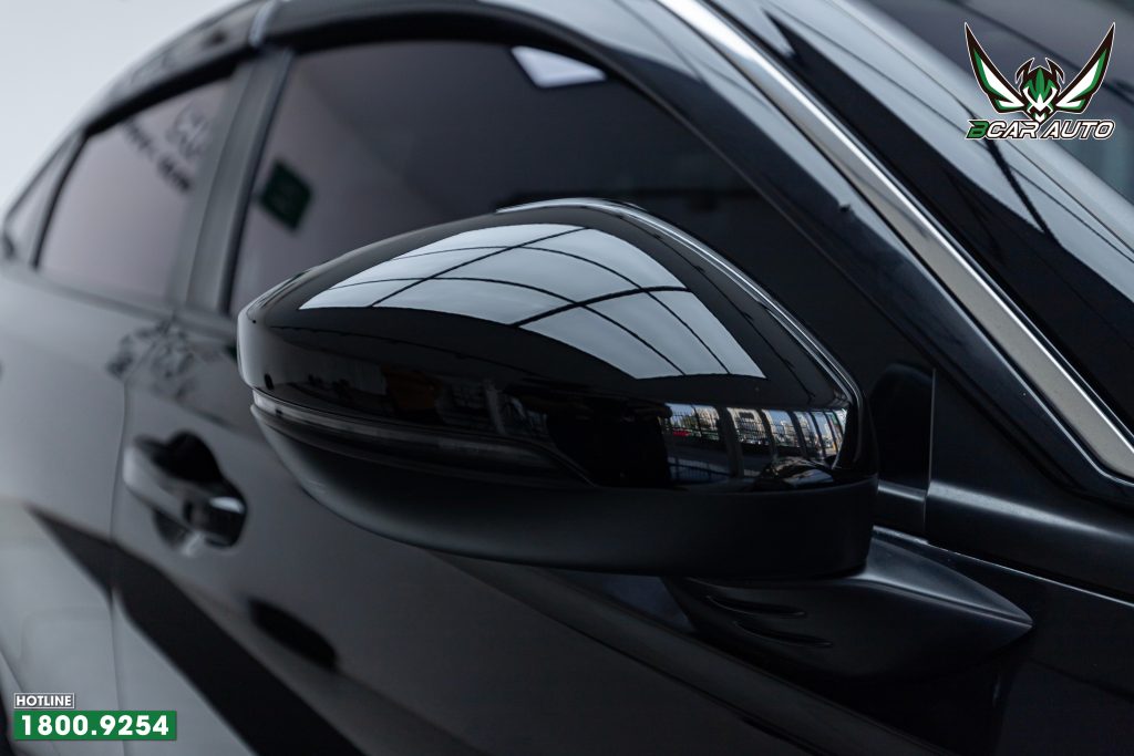 Gương chiếu hậu Honda Civic sau khi phủ ceramic