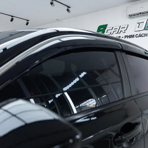 Honda Civic sau khi dán phim cách nhiệt 3M tăng tính riêng tư